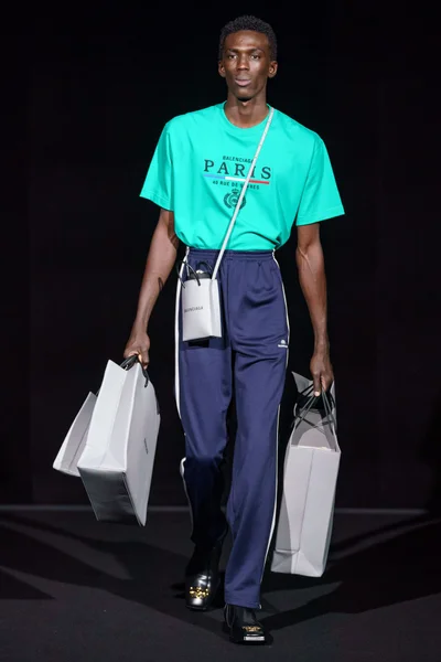 Look 31
